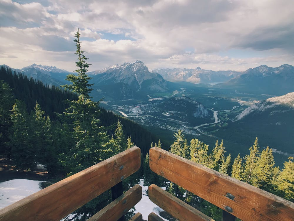 Views that you can unlock with a Canada visitor visa