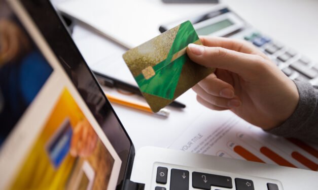4 Tactical Ways CFOs Can Extend Working Capital Using Priority Commercial Card Solutions